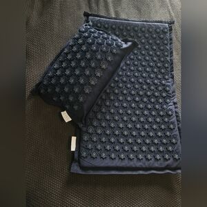 Navy Acupressure Mat and Pillow Set